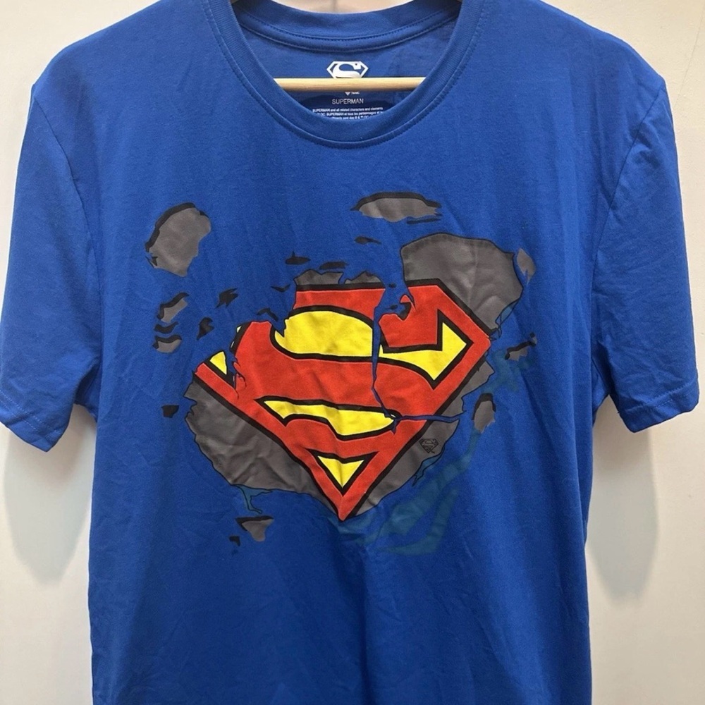 Official DC Comics Mens Superman Torn Logo T-shirt Blue Medium